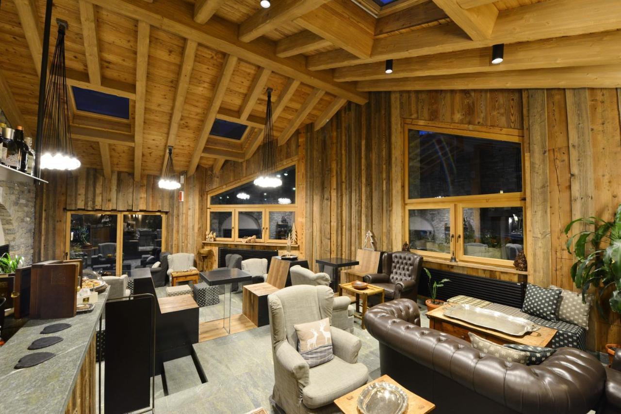 Hotel Maison Saint Jean Courmayeur Extérieur photo