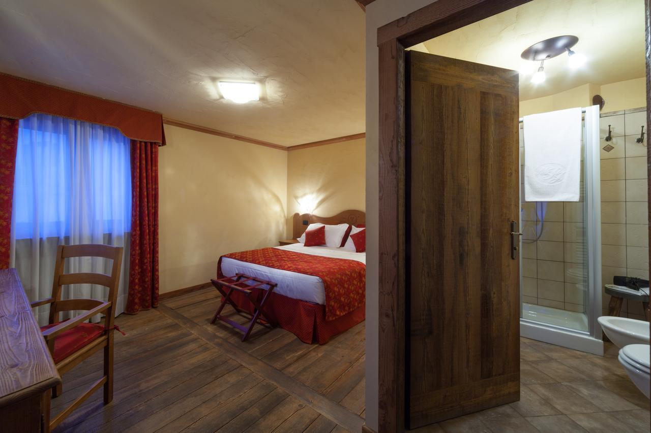 Hotel Maison Saint Jean Courmayeur Extérieur photo