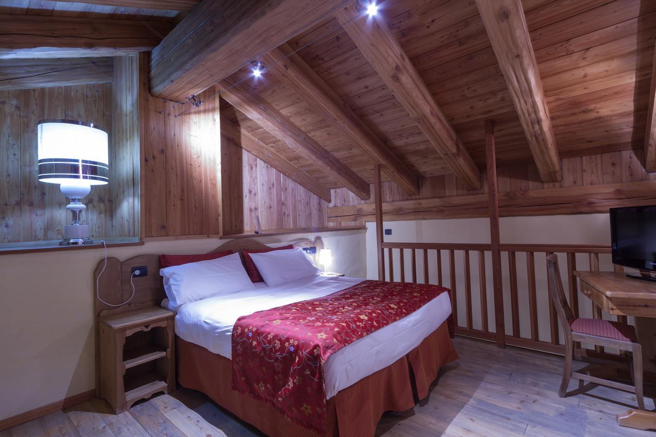 Hotel Maison Saint Jean Courmayeur Extérieur photo