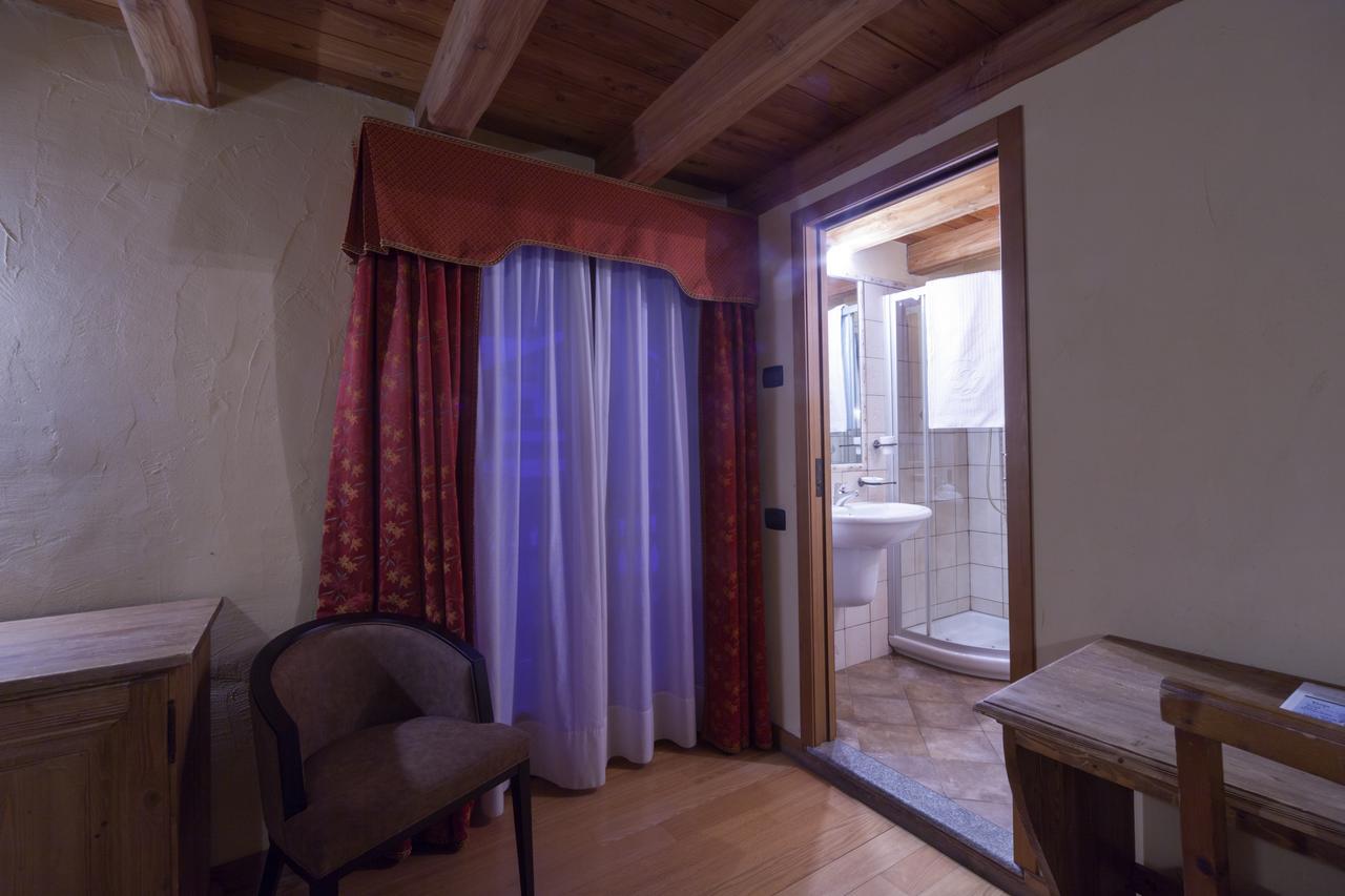 Hotel Maison Saint Jean Courmayeur Extérieur photo